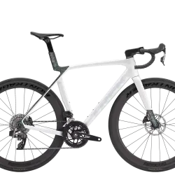 Trek Madone SL 6 AXS Gen8 kerékpár