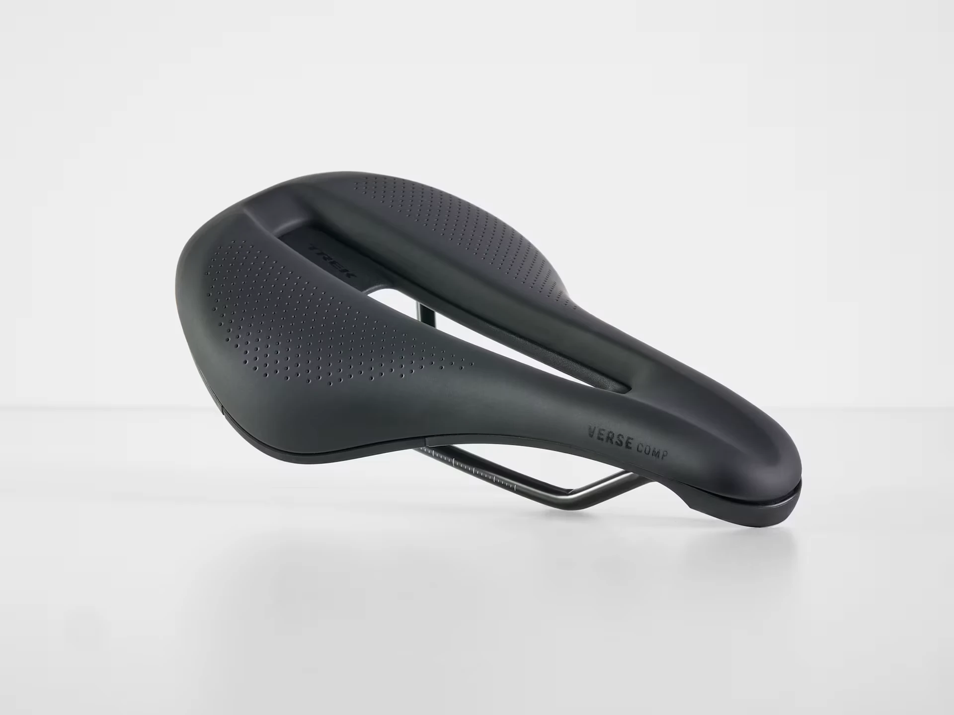 Bontrager Montrose Pro Trek Bicycle Saddles Bontrager Verse Short